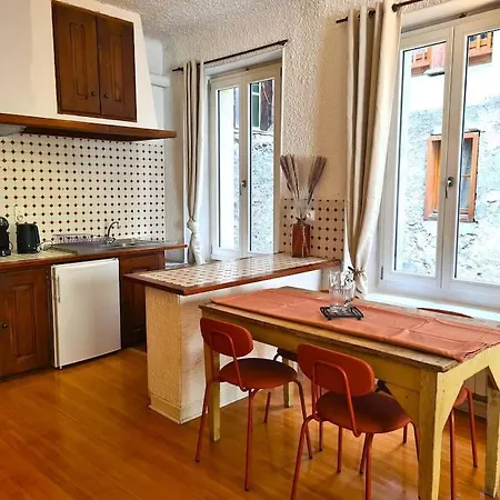 Appartement Coeur De Cite Vauban Briancon 51M2 Exterior photo